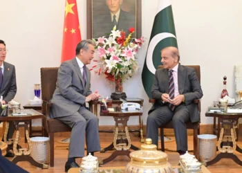 Pakistan, China Reaffirm Commitment to Strengthen CPEC and Strategic Ties