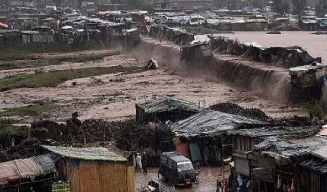 US, UK, France Offer Condolences Over Flood Deaths in Northern Pakistan