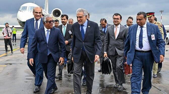 Ishaq Dar Hails “New Era” in Pakistan-Bangladesh Ties During Landmark Dhaka Visit