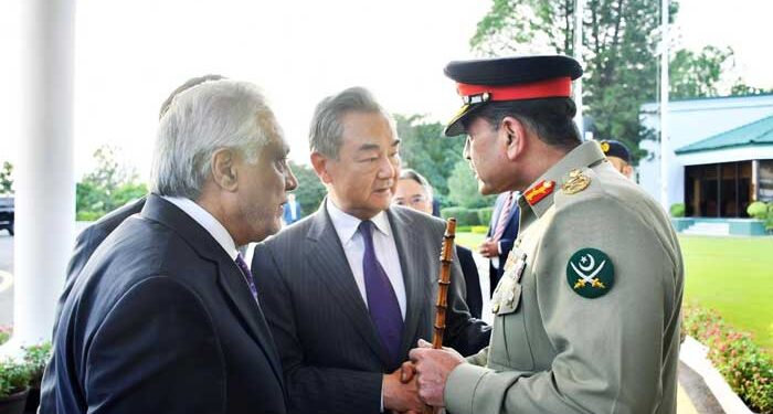 Chinese FM Lauds Pakistan Army, Pledges Stronger Security and Economic Partnership