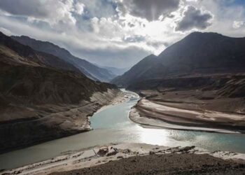 India Issues Flood Alert to Pakistan, First Contact Since May Conflict