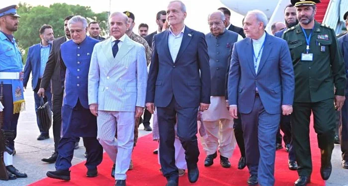 Iranian President Begins First Official Visit to Pakistan to Deepen Bilateral Ties