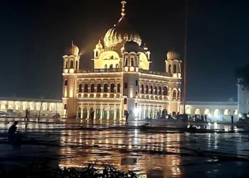 Sikh Pilgrims Gather for Guru Nanak’s 486th Death Anniversary Amid India’s Travel Ban