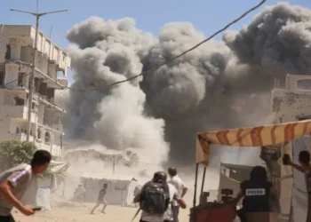 Israeli Forces Flatten Gaza Homes as Rubio Visits for Peace Talks