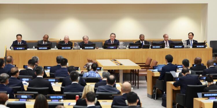 China Pledges Strong Support for Global Development at UN High-Level Meeting