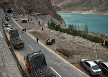 Traders call off over two-month sit-in at Sost Dry Port, Pak-China trade resumes