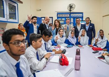 U.S. Diplomat Highlights Economic, Security, and Social Partnerships During Karachi Visit