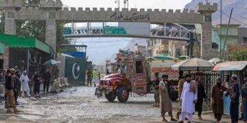 Pakistan-Afghanistan border expected to reopen within 48 hours after ceasefire agreement