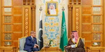 PM Shehbaz, Saudi Crown Prince MBS Discuss Strengthening Trade, Investment Ties