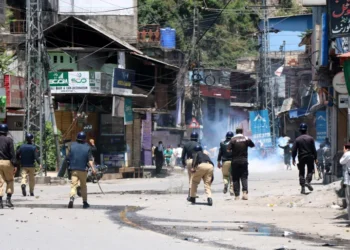 AJK Unrest: Three Policemen Martyred, Over 100 Injured Amid JAAC Protests