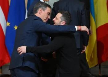 Russia Shoots Down Ukrainian Drones; Kyiv Struck, Zelenskyy Seeks Energy Deals