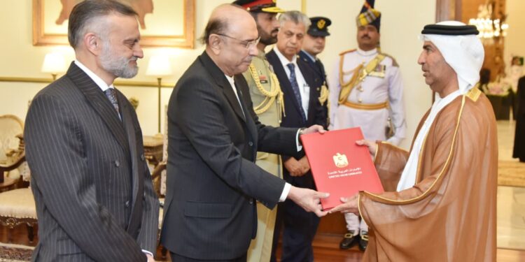 Envoys of four countries present credentials to President Asif Ali Zardari