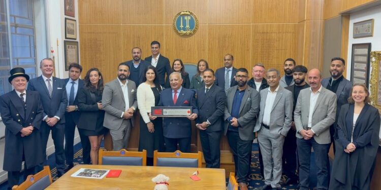 British Pakistani businessman Tariq Sheikh honoured in City of London