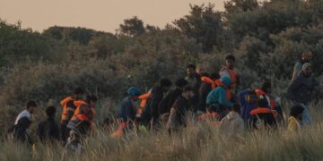 U.K. unveils new asylum rules: 20-year wait and asset seizures