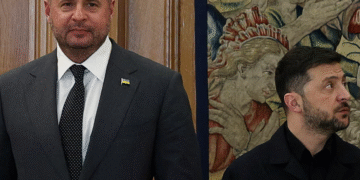 Volodymyr Zelenskyy (right) in Spain earlier this month with Andriy Yermak, head of the president’s office and lead negotiator in the latest round of peace talks. Photograph: Violeta Santos Moura/Reuters