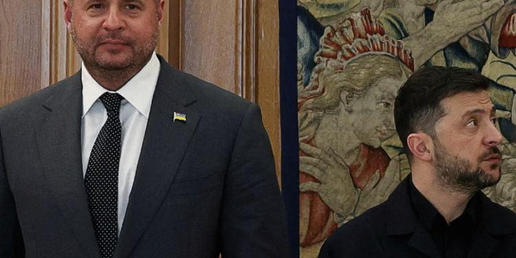 Volodymyr Zelenskyy (right) in Spain earlier this month with Andriy Yermak, head of the president’s office and lead negotiator in the latest round of peace talks. Photograph: Violeta Santos Moura/Reuters