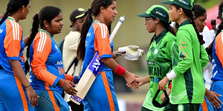 At the "world's first blind women's T20 tournament", players from the two neighbours showed they had sporting vision even if they lacked sight.