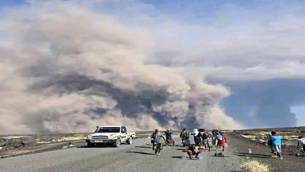 Ethiopian volcanic ash clears Pakistan, no risk to flights