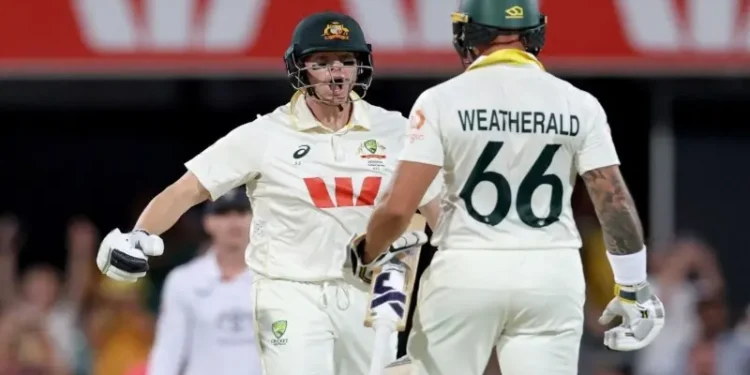 Australia crush England by eight wickets in Brisbane, take commanding 2-0 Ashes lead
