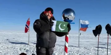Samina Baig becomes first Pakistani to ski to the South Pole