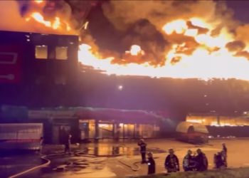 Russia Aims to Cut Ukraine Off from Black Sea, Zelensky Warns as Odesa Attacks Intensify