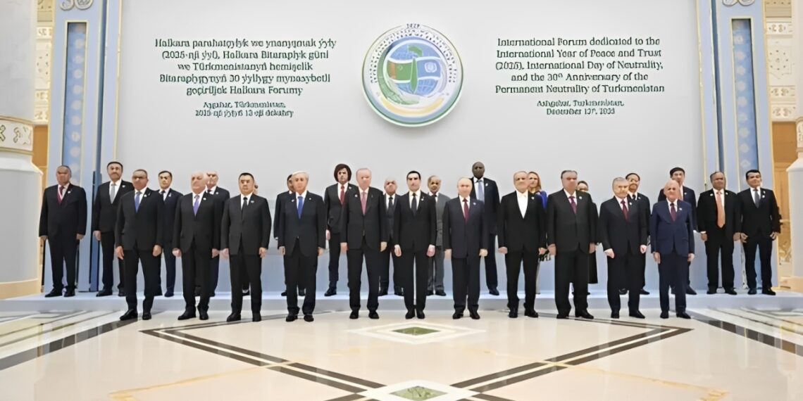 PM Shehbaz urges world to press Kabul on curbing Afghanistan-based terrorists