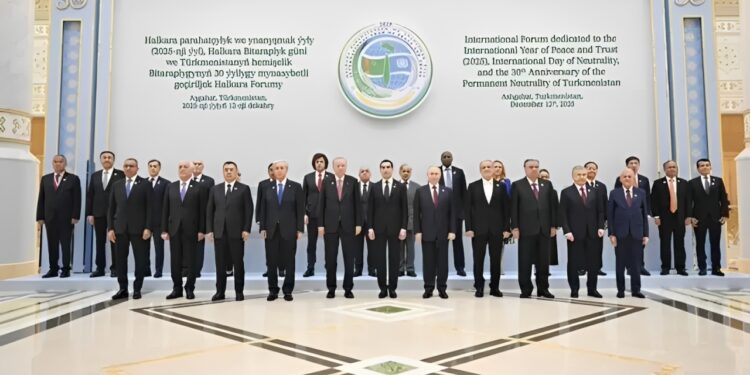 PM Shehbaz urges world to press Kabul on curbing Afghanistan-based terrorists