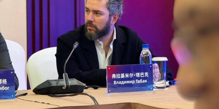 Russia-China media forum calls for global cooperation against fake news