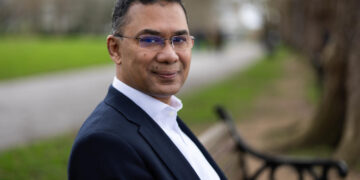 Bangladesh Political Heavyweight Tarique Rahman Returns From Exile Ahead of Elections