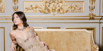 Ella Wadia, Jinnah’s great-great-granddaughter made her Le Bal debut in Paris