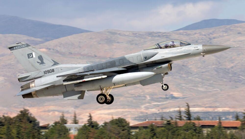 US defence package to keep Pakistan’s F-16 fleet operational through 2040: Analysts