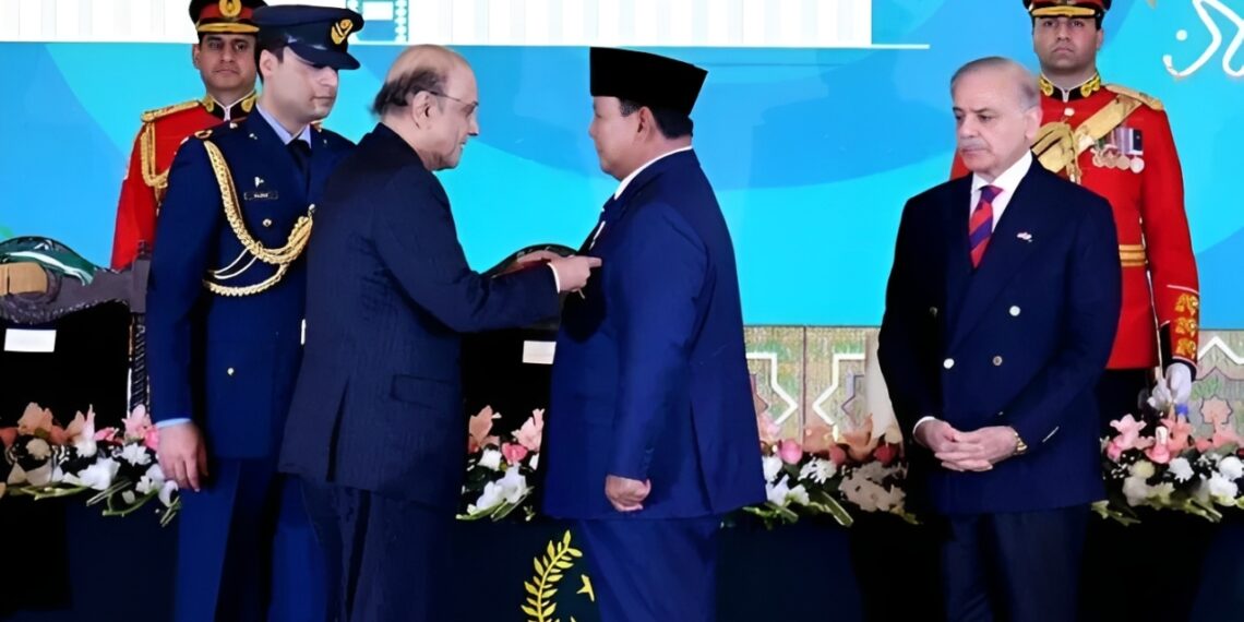 President Zardari confers Nishan-e-Pakistan upon Indonesian President