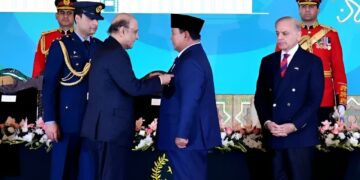 President Zardari confers Nishan-e-Pakistan upon Indonesian President