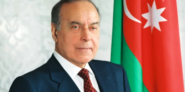January 20 – Heydar Aliyev’s Political Signature