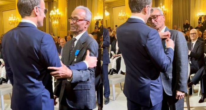 France Honors Ali Akbar, Country’s Last Newspaper Hawker