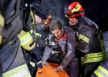 Russian attack on Ukrainian city of Kharkiv kills four, wounds several others