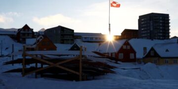 Trump administration mulls payments to sway Greenlanders to join US