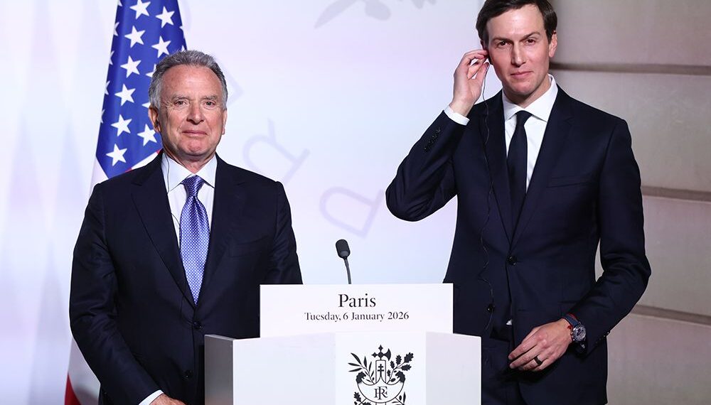 US Backs Security Guarantees for Ukraine at Paris Summit of Kyiv’s Allies