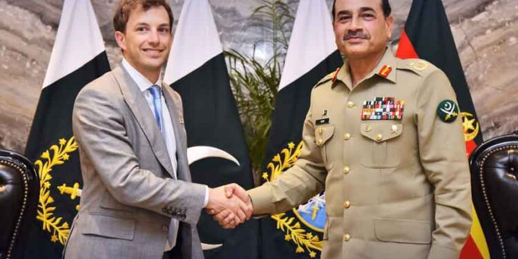 US fintech delegation meets CDF Asim Munir, explores investment opportunities