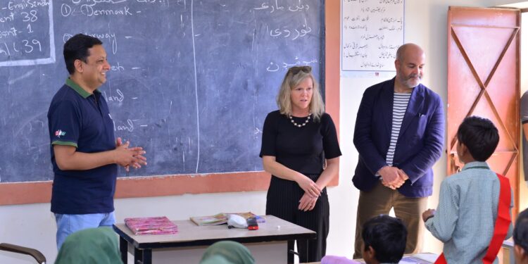 Danish Ambassador Visits Jhimpir Wind Corridor, Highlights Green Energy Cooperation with Pakistan