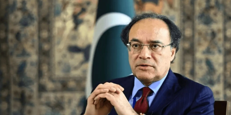 Some firms are exiting Pakistan amid high taxes, while 20 new foreign investors have entered the market: Finance Minister