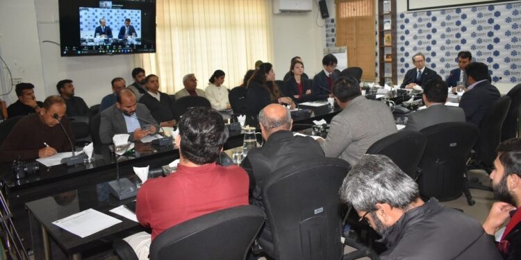 Bangladesh’s East Asian-Style Development Offers Key Lessons for Pakistan, Says Japanese Expert