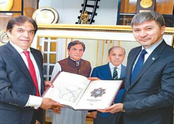 High-Level Meeting held Between Minister of Railways and Kazakhstan Ambassador; Detailed Discussion on PakistanâKazakhstan Rail Connectivity