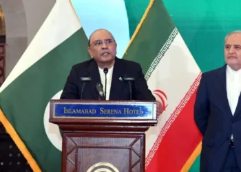 Zardari Warns Against Military Escalation Involving Iran, Calls for Dialogue and Regional Stability