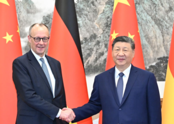 Xi puts forward three suggestions for further development of China-Germany relations