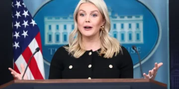 White House tells Iran to do deal as Trump hints at US strikes