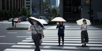 Japan births fall for 10th straight year