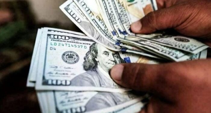 UAE Rolls Over $2bn Deposit for Pakistan Ahead of IMF Review