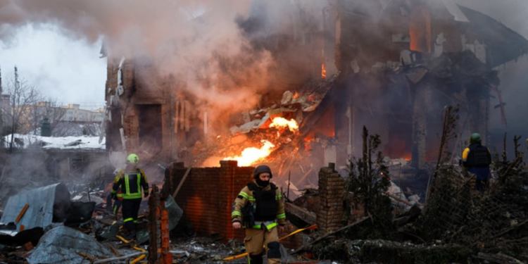 Russian Strikes Target Ukraine’s Energy and Rail Infrastructure Ahead of Invasion Anniversary