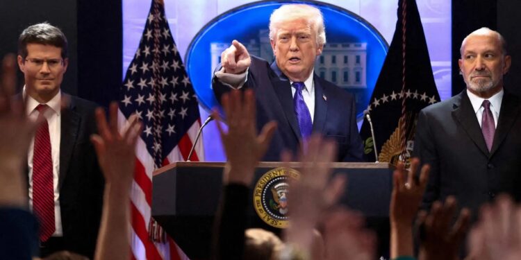 Trump Raises Global Tariffs to 15% After Supreme Court Setback